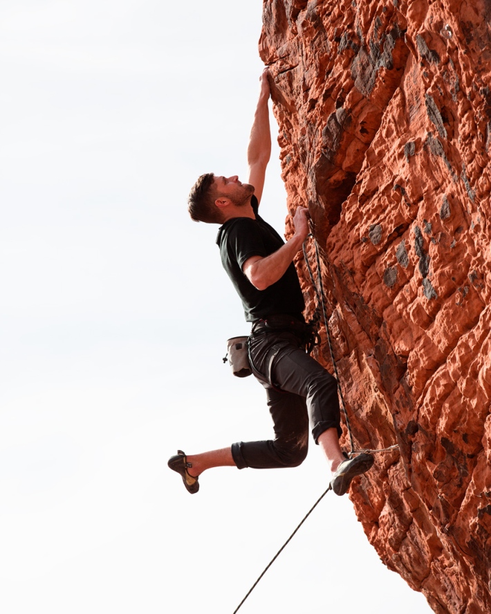 003-OUTLIER-TheClimbers-Sway.jpg